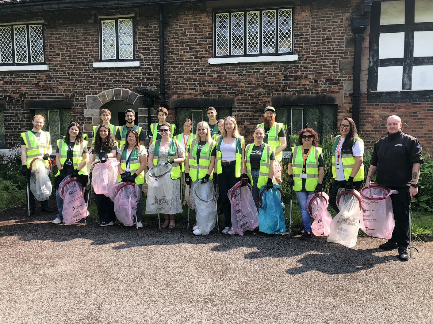 Manchester Approves Ambitious Nine-Year Plan to Tackle Fly‑Tipping and Litter