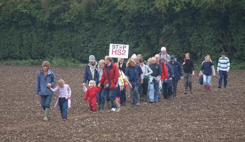 The Cancellation of HS2βs Birmingham to Manchester Leg: A Turn for the North